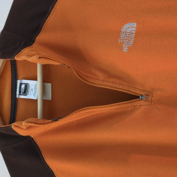 The North Face Men 1/4 zip TKA 100 Pullover Jacket - Picture 3 of 7